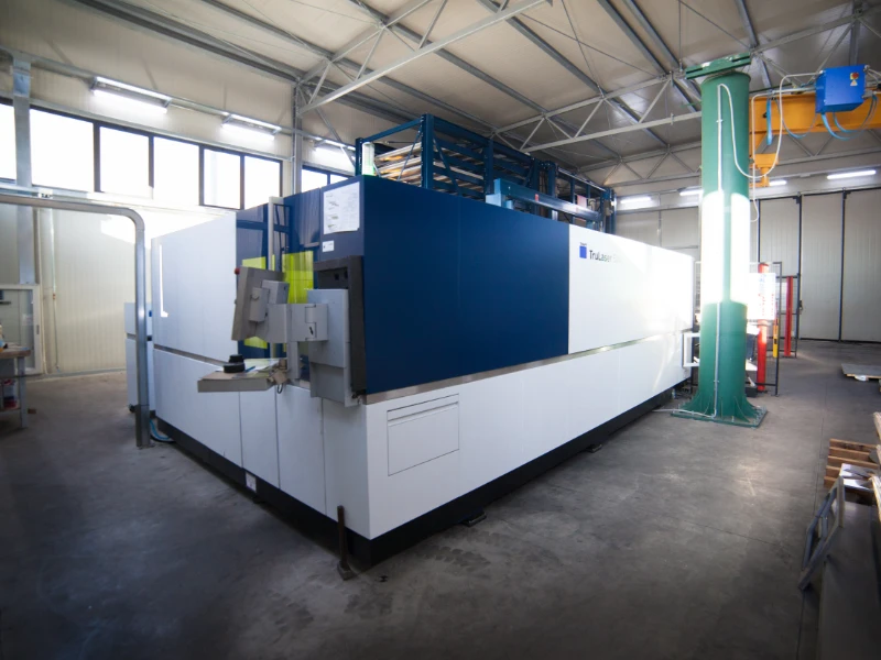trumpf-trulaser-macchinario-per-il-taglio-laser-di-carpenterie-metalliche